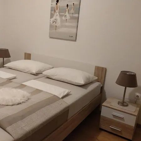 Apartamento By The Sea Rabac, Labin - 27698 *